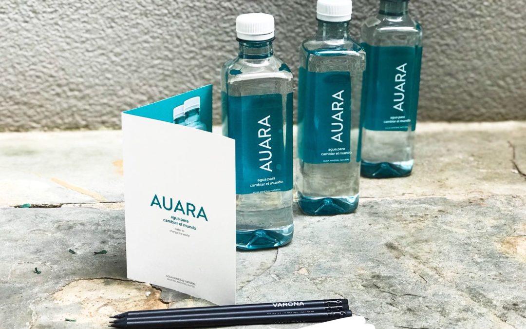 AUARA, EL AGUA QUE BEBEMOS EN VARONA, AYUDA A CAMBIAR EL MUNDO